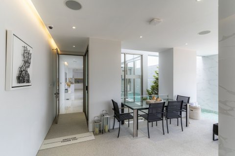 Villa in Bang Tao, Thailand 3 bedrooms № 70775 - photo 5