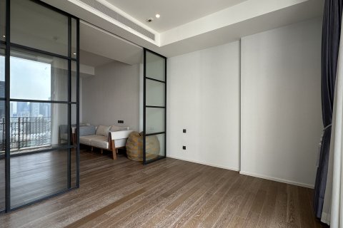 Condominio de 2 dormitorios en Pathum Wan, Bangkok, Tailandia № 163885 - foto 4