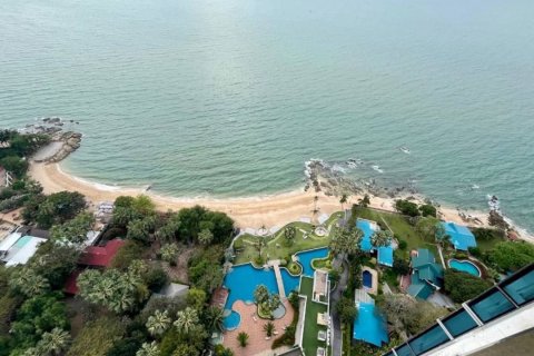 Off-Plan The Palm Wongamat Beach in Pattaya, Thailand № 28713 - Foto 3