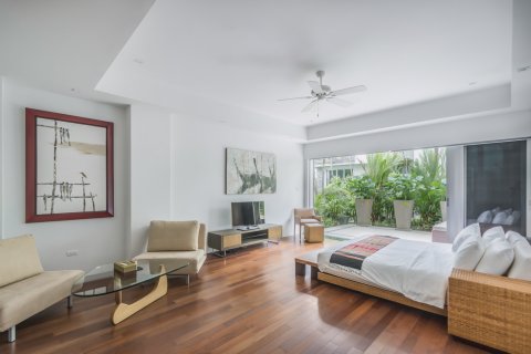 Villa on Layan Beach, Thailand 4 bedrooms № 70701 - photo 19