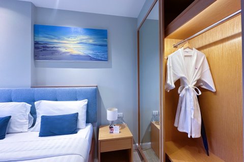 Sobre plano Diamond Condominium en Phuket, Tailandia № 18787 - foto 17