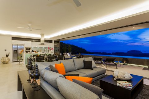 Apartment on Layan Beach, Thailand 2 bedrooms № 153700