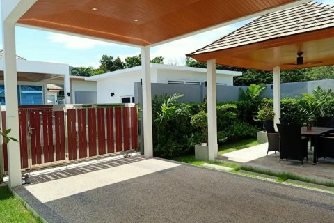 Villa on Nai Harn Beach, Thailand 3 bedrooms № 210223 - photo 4