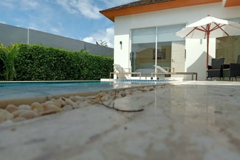 Villa on Nai Harn Beach, Thailand 3 bedrooms № 210223 - photo 2