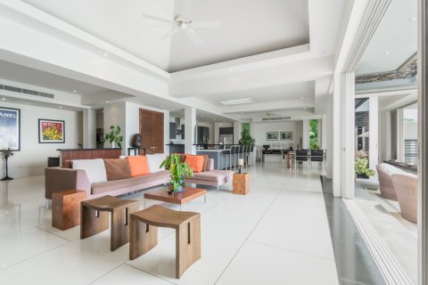 Villa on Layan Beach, Thailand 4 bedrooms № 70701 - photo 6