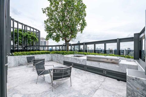Estudio en el condominio en Khlong Toei, Bangkok, Tailandia № 163771 - foto 11