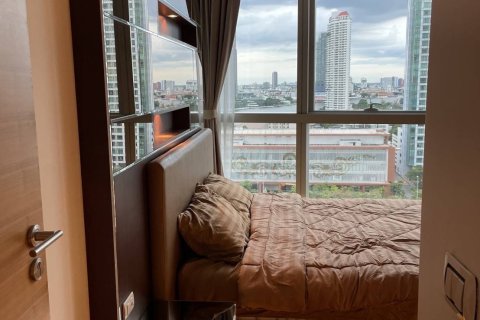 Condominio de 2 dormitorios en Khlong San, Bangkok, Tailandia № 168003 - foto 12