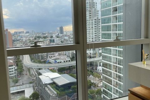 Condominio de 2 dormitorios en Khlong San, Bangkok, Tailandia № 168003 - foto 13