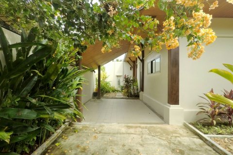 Chalet de 3 dormitorios en Rawai, Tailandia № 74456 - foto 3