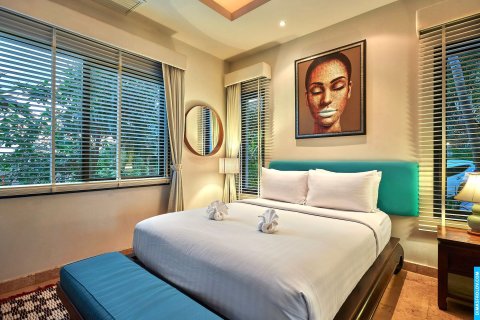 Chalet de 4 dormitorios en Ko Samui, Tailandia № 161527 - foto 14