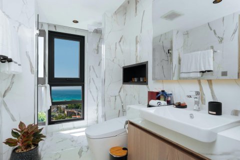 Off-Plan VIP Karon condominium in Phuket, Thailand № 18499 - Foto 4