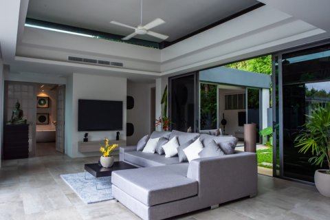 Chalet de 4 dormitorios en Bang Tao, Tailandia № 153699 - foto 11