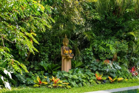 Chalet de 5 dormitorios en Layan Beach, Tailandia № 153819 - foto 14