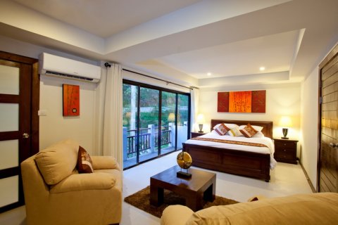 Reihenhaus auf Nai Harn Beach, Thailand 4 Schlafzimmer № 71526 - Foto 12