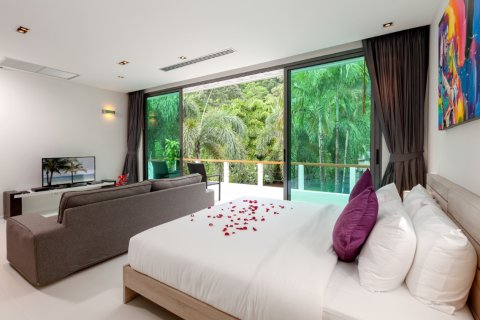 Chalet de 6 dormitorios en Patong, Tailandia № 153756 - foto 23