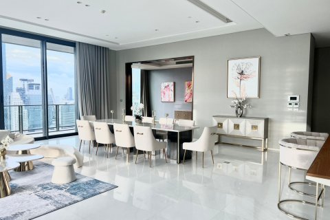 Condominio de 4 dormitorios en Pathum Wan, Bangkok, Tailandia № 167054 - foto 2