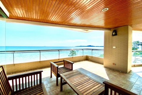 Condominio de 3 dormitorios en Pattaya, Tailandia № 121088 - foto 13