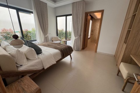 Chalet de 4 dormitorios en Naithon Beach, Tailandia № 153698 - foto 21