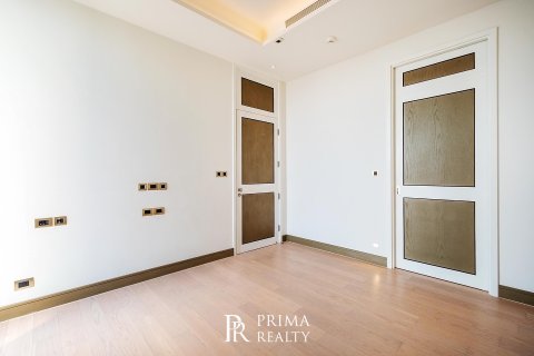 Кондоминиум с 2 комнатами в Кхлонг Сане, Бангкок, Таиланд № 167043 - фото 10