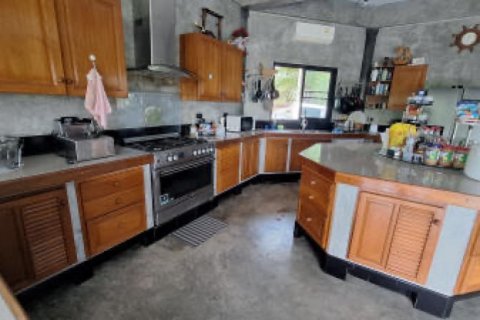 Chalet de 4 dormitorios en Khok Kloi, Tailandia № 233466 - foto 20