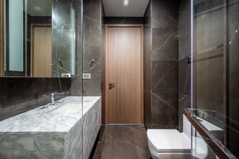 Condominio de 2 dormitorios en Watthana, Bangkok, Tailandia № 167040 - foto 25