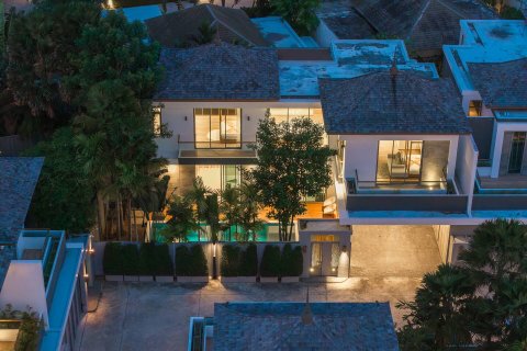 Villa in Bang Tao, Thailand 4 bedrooms № 152468