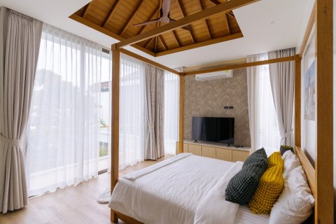 Chalet de 3 dormitorios en Bang Tao, Tailandia № 152467 - foto 27