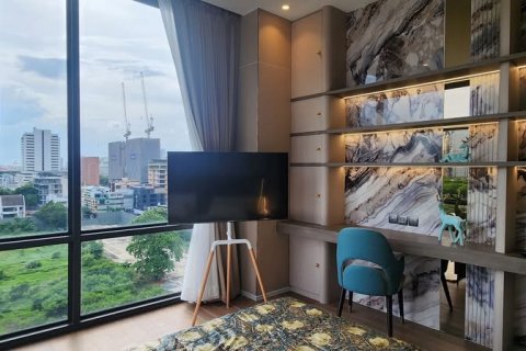 Condominio de 2 dormitorios en Pathum Wan, Bangkok, Tailandia № 163884 - foto 3