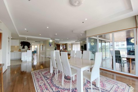 Condominio de 2 dormitorios en Pattaya, Tailandia № 121148 - foto 26
