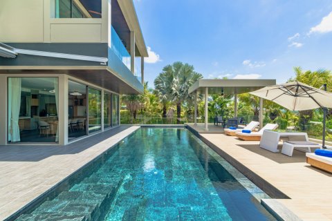 Chalet de 6 dormitorios en Bang Tao, Tailandia № 153695 - foto 3