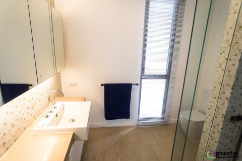 Condominio de 4 dormitorios en Pattaya, Tailandia № 167055 - foto 13