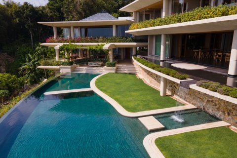 Chalet de 5 dormitorios en Kamala, Tailandia № 153781 - foto 2