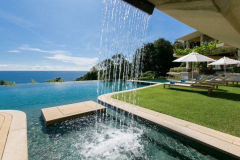 Chalet de 5 dormitorios en Kamala, Tailandia № 153781 - foto 4