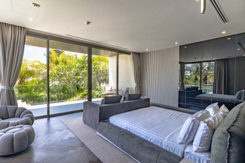 Chalet de 6 dormitorios en Bang Tao, Tailandia № 153695 - foto 22