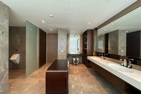 Condominio de 3 dormitorios en Pathum Wan, Bangkok, Tailandia № 163764 - foto 12
