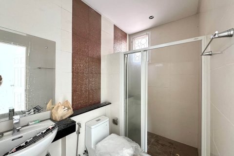 Immobilie in Wichit, Thailand 200 m2 № 144628 - Foto 11