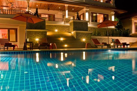 Chalet de 6 dormitorios en Layan Beach, Tailandia № 70935 - foto 17