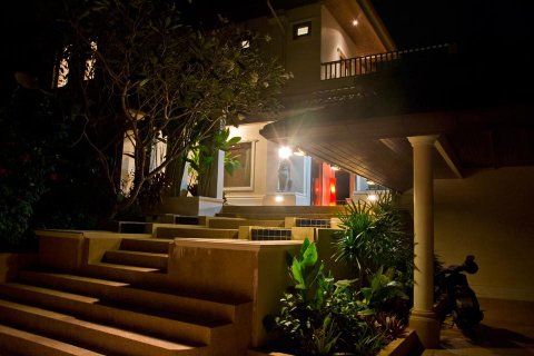 Chalet de 6 dormitorios en Layan Beach, Tailandia № 70935 - foto 19