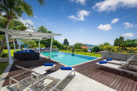 Propiedad 1600 m2 en Patong, Tailandia № 153764 - foto 5