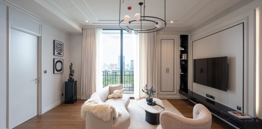 Condominio de 3 dormitorios en Pathum Wan, Bangkok, Tailandia № 163880