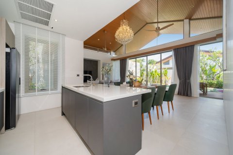 Villa sur Naithon Beach, Thaïlande 4 chambres № 210228 - photo 12