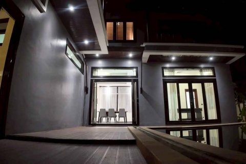 Propiedad 280 m2 en Chalong, Tailandia № 135143 - foto 15