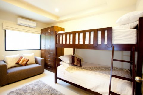 Reihenhaus auf Nai Harn Beach, Thailand 4 Schlafzimmer № 71526 - Foto 16