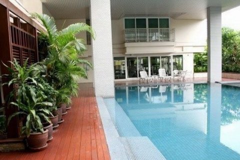 Off-plan Baan Siri Sathorn Yenakard ในกรุงเทพฯ, ประเทศไทย № 47389 - รูปถ่าย 4