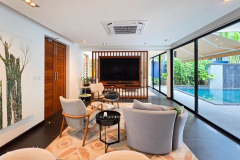 Chalet de 3 dormitorios en Phuket, Tailandia № 210222 - foto 23