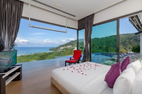 Chalet de 6 dormitorios en Patong, Tailandia № 153756 - foto 14