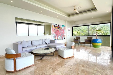 Chalet de 4 dormitorios en Ko Samui, Tailandia № 161527 - foto 7