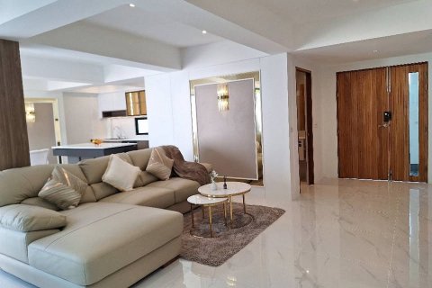 Propiedad 357.47 m2 en Rawai, Tailandia № 144435 - foto 10
