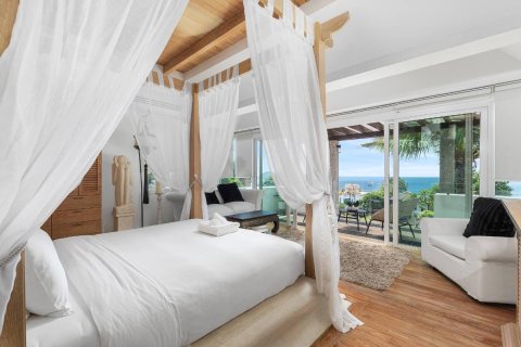 Propiedad 1600 m2 en Patong, Tailandia № 153764 - foto 8