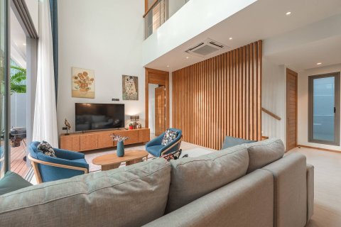 Chalet de 4 dormitorios en Bang Tao, Tailandia № 152468 - foto 13